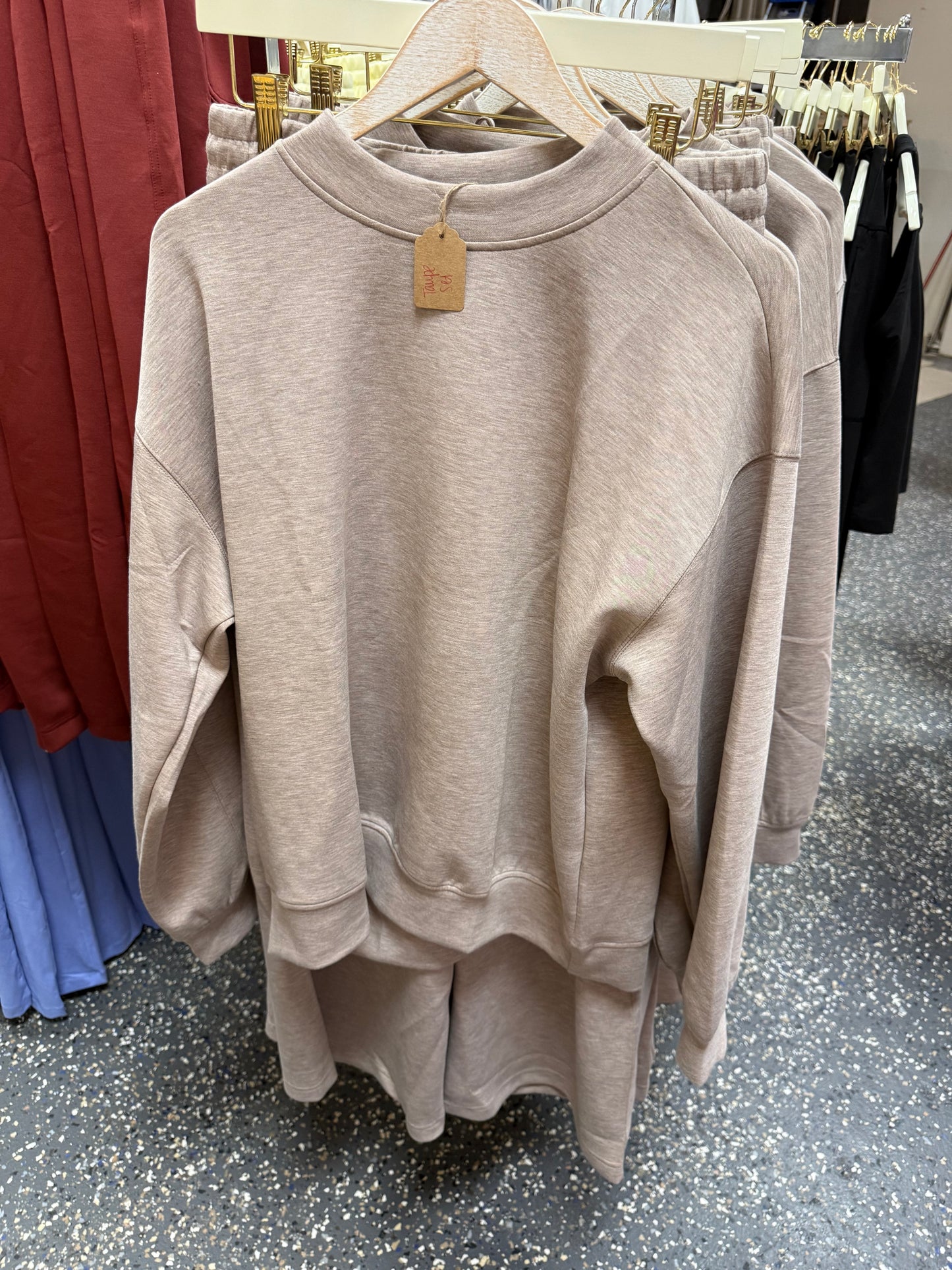 24526 Taupe Set