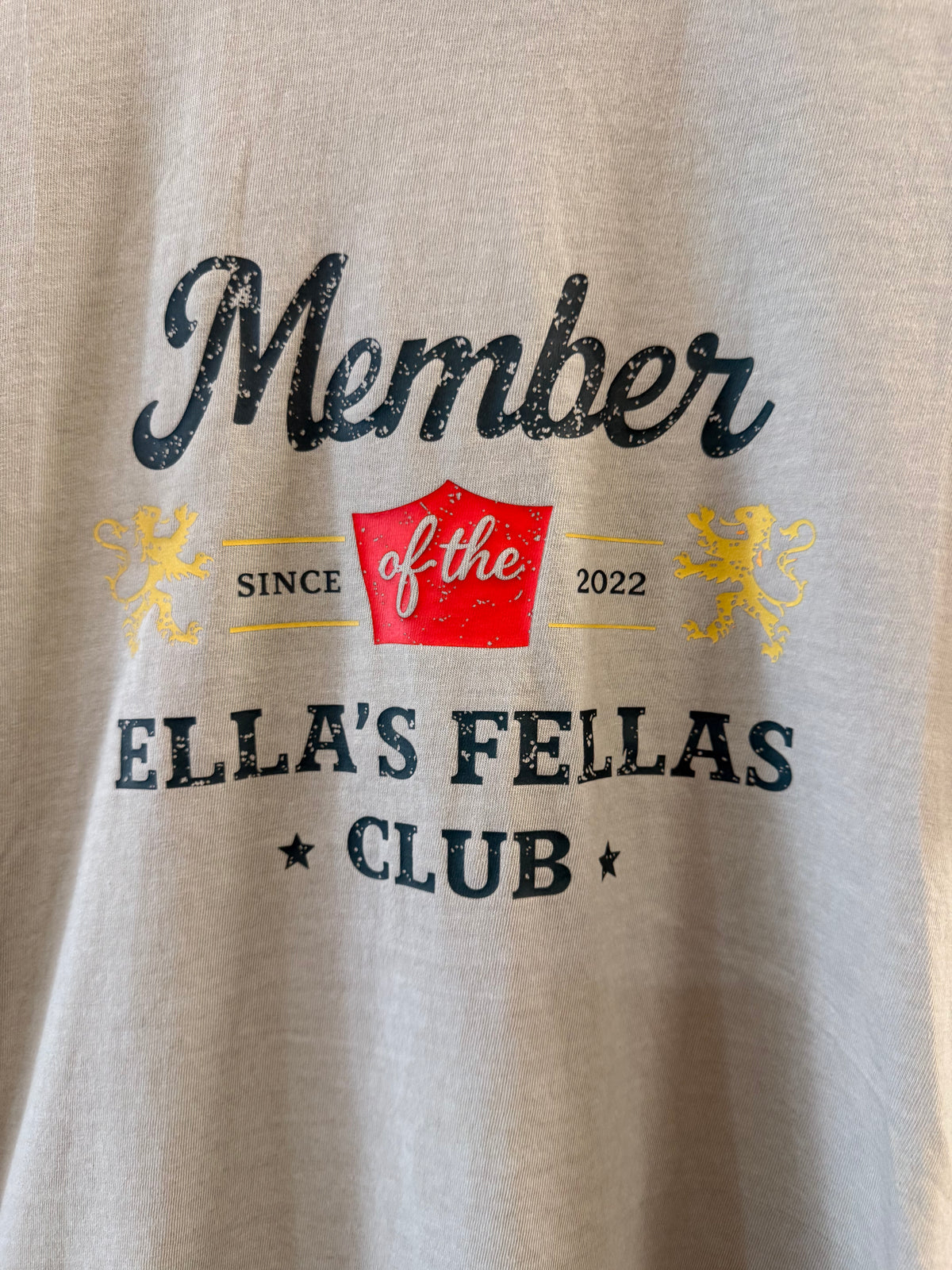 4926 Ella Fella