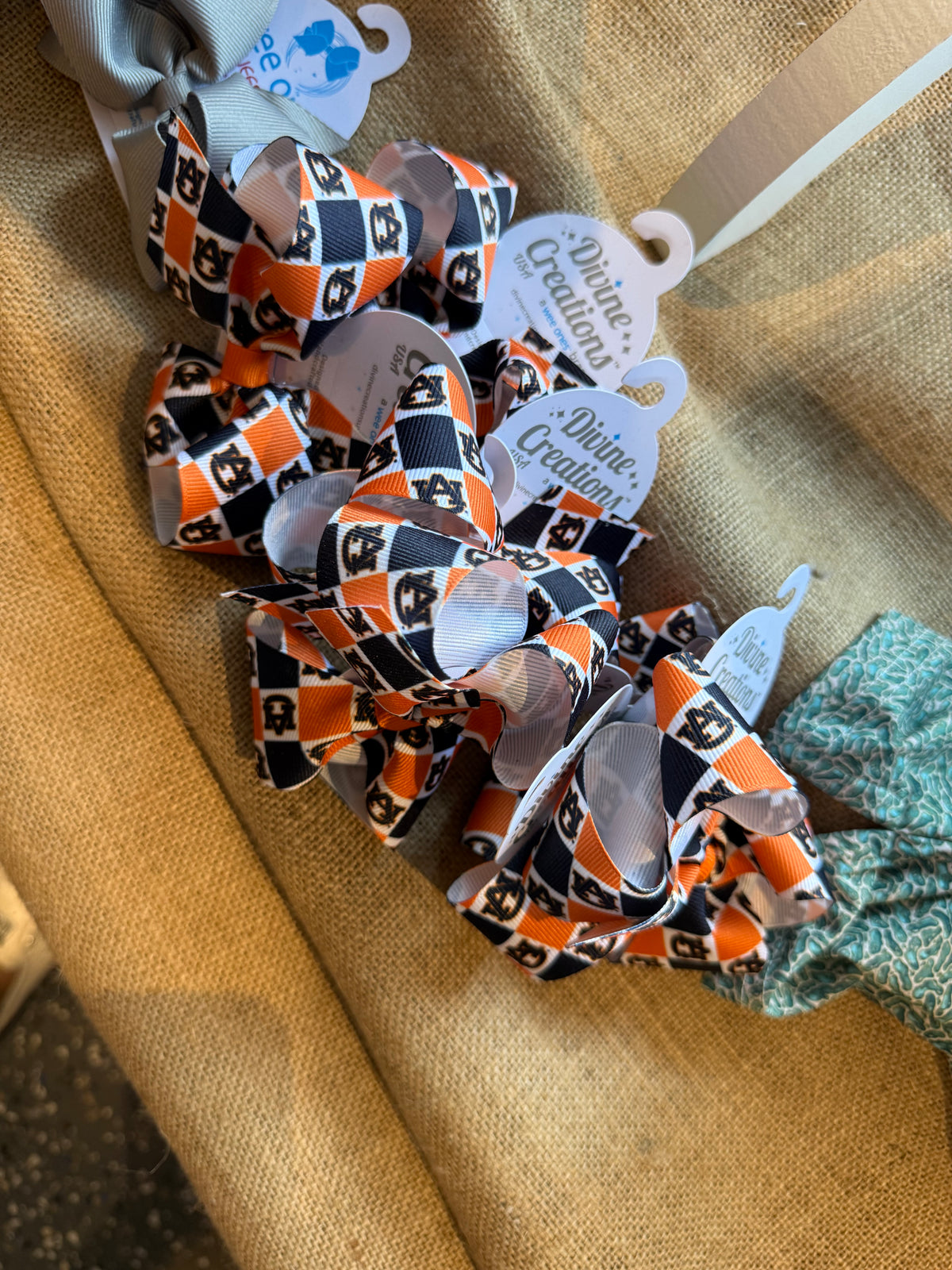 30726 Checkerboard Auburn Bow
