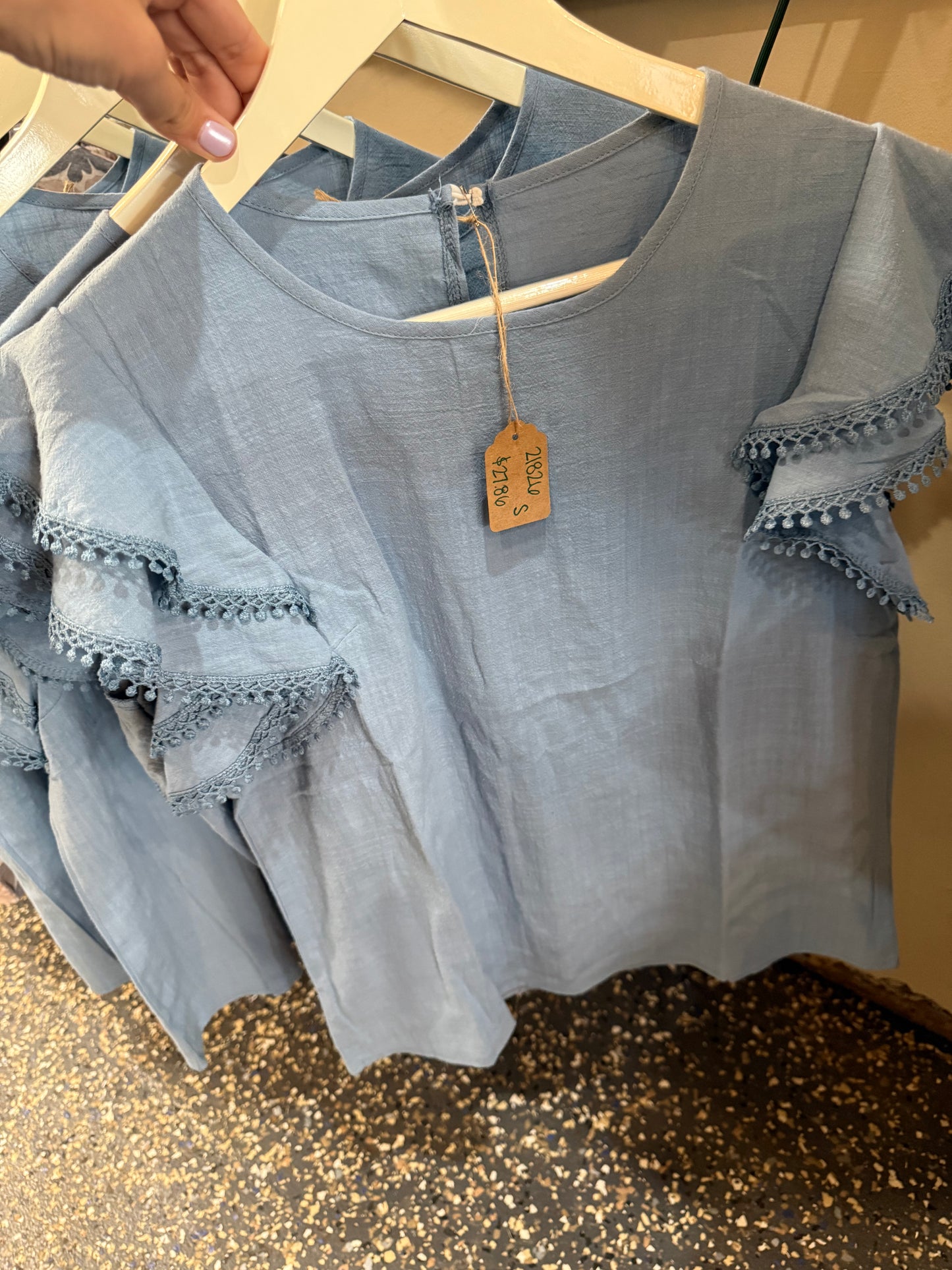 21826 Batwing Top